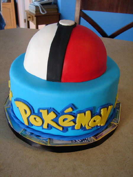 http://pocketmonsters.co.il/wp-content/uploads/2011/09/pokemon-cake-pokeball.jpg