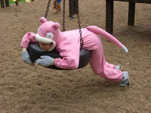 http://pocketmonsters.co.il/wp-content/uploads/2011/10/pokemon-costume-slowpoke.jpg